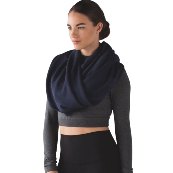 Lululemon Athletica After Asana Wrap Sweater - Picture 5 of 11